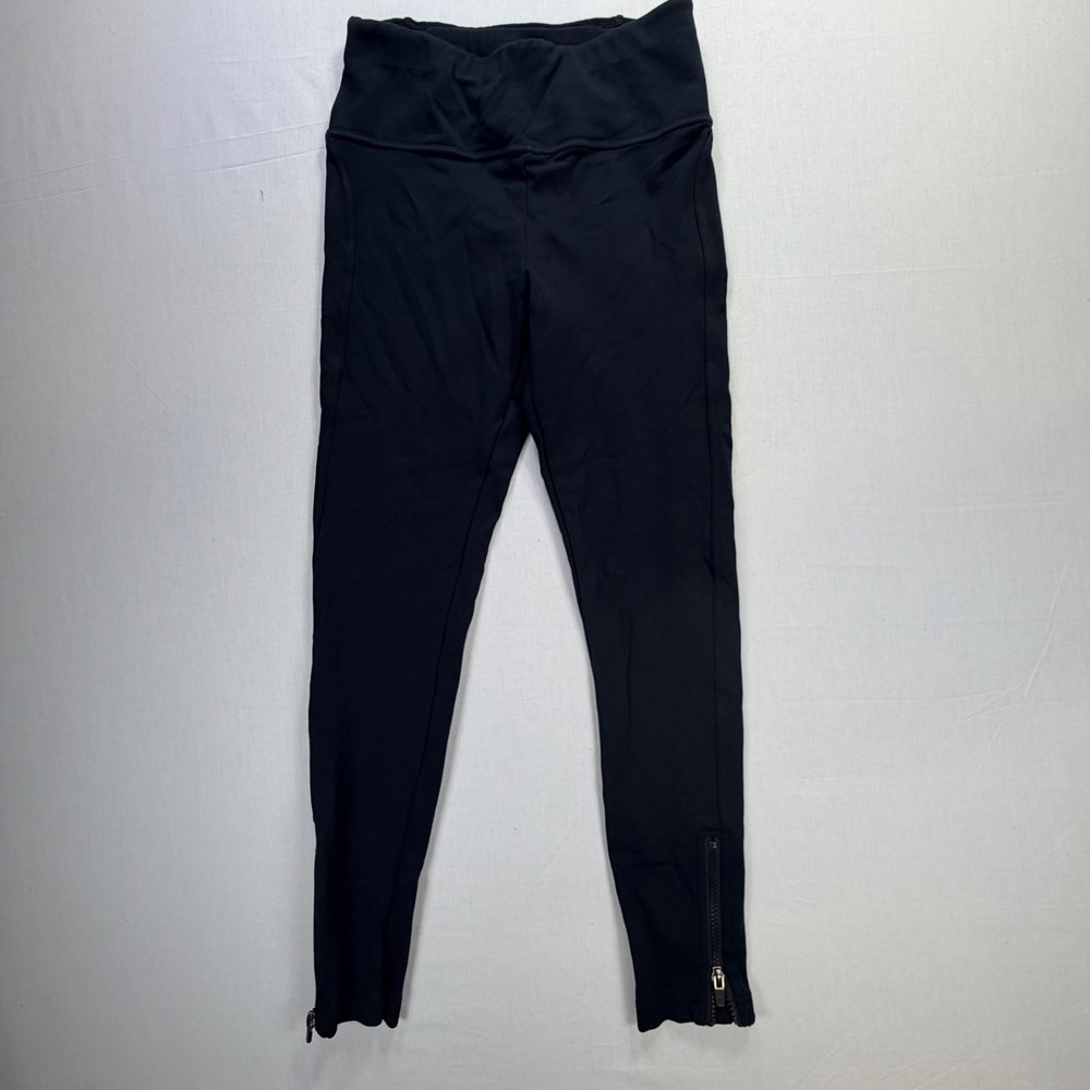 Fabletics Woman's Black Zip Ankle Leggings‎ Size Small